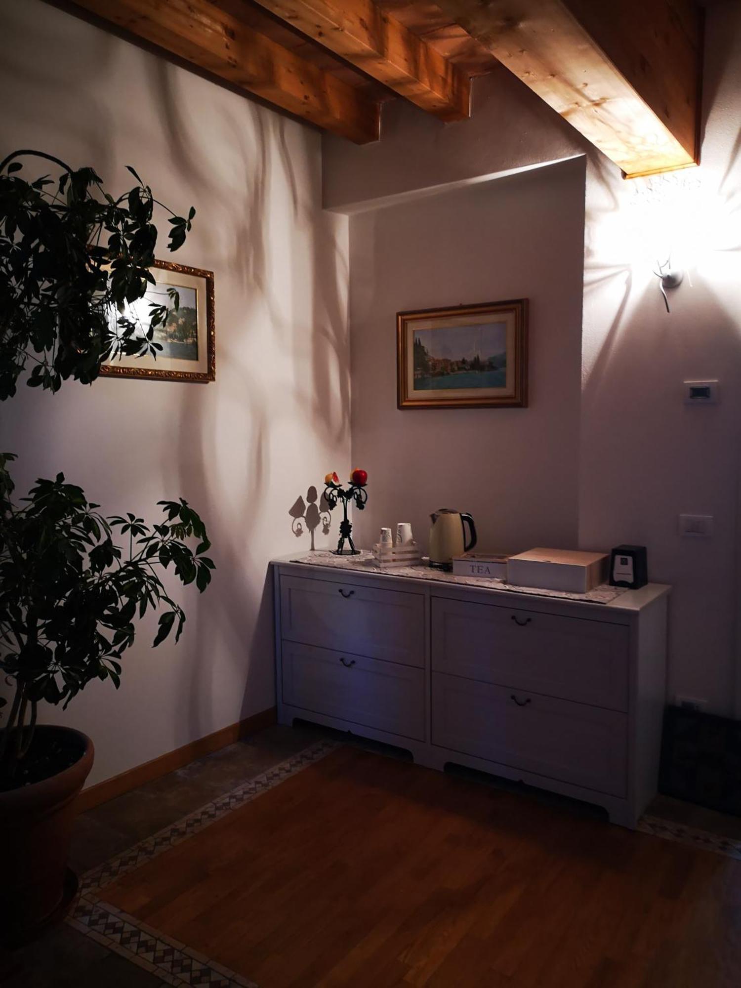 Balconi San Giorgio Bed and Breakfast Βαρένα Εξωτερικό φωτογραφία