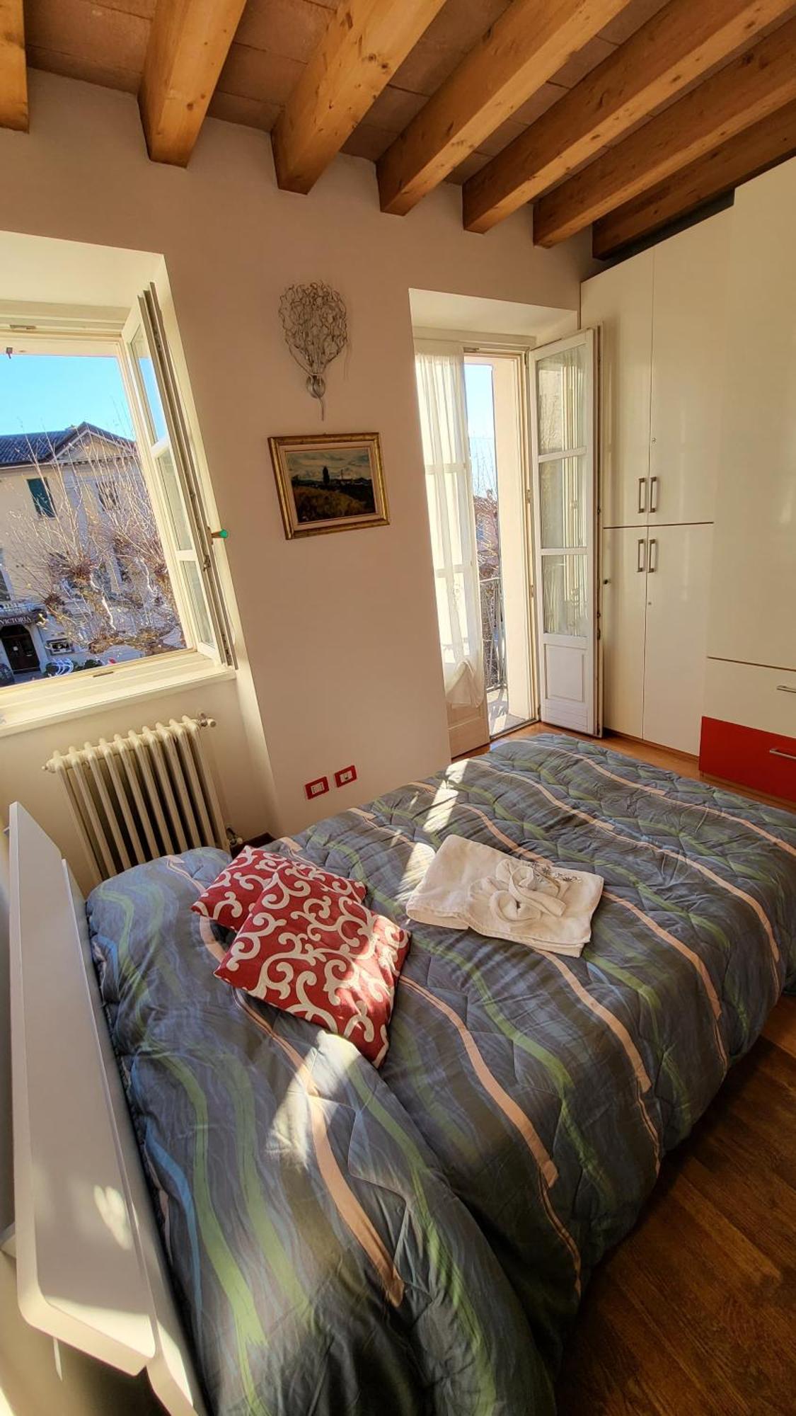 Balconi San Giorgio Bed and Breakfast Βαρένα Δωμάτιο φωτογραφία